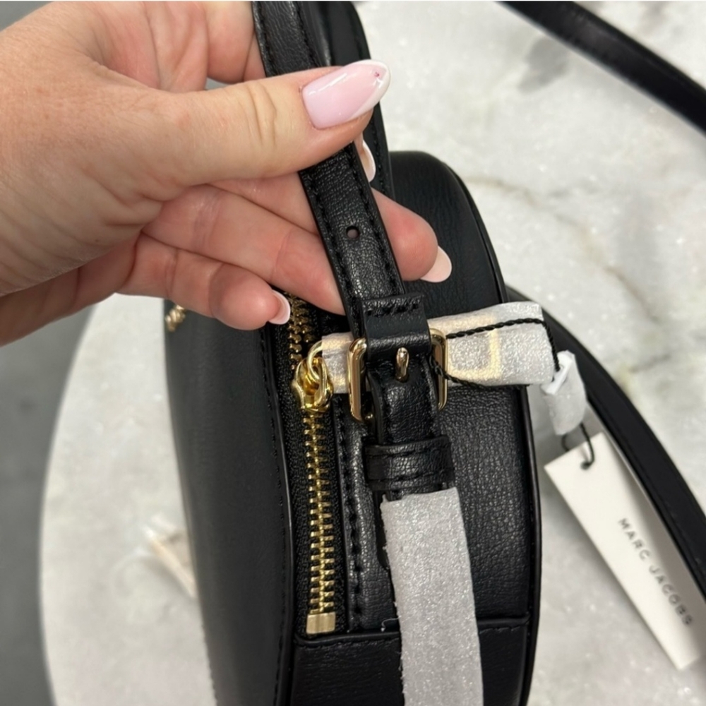 NWT MARC JACOB'S leather circle  crossbody bag - Picture 8 of 11
